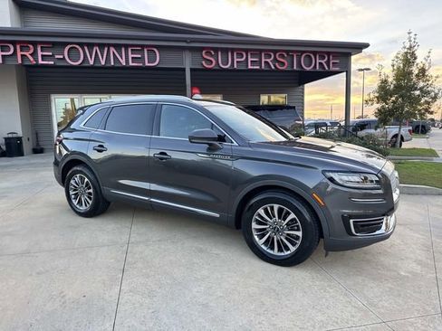 Used 2020 Lincoln Nautilus FWD w/ Equipment Group 101A image 1