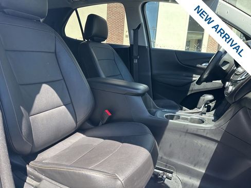 Used 2021 Chevrolet Equinox Premier AWD/4WD image 9