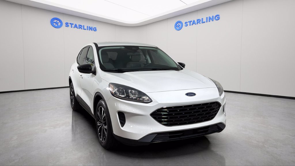 Used 2022 Ford Escape SE w/ SE Sport Appearance Package FWD image 14