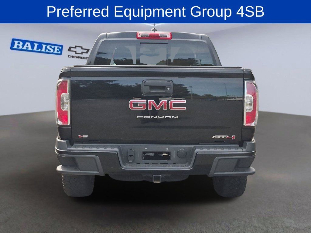 Used 2022 GMC Canyon AT4 w/ Trailering Package AWD/4WD image 4