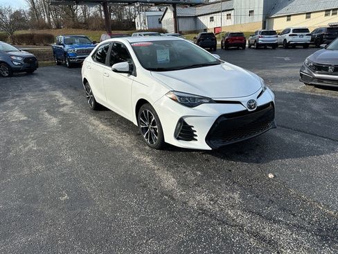 Used 2019 Toyota Corolla L image 4