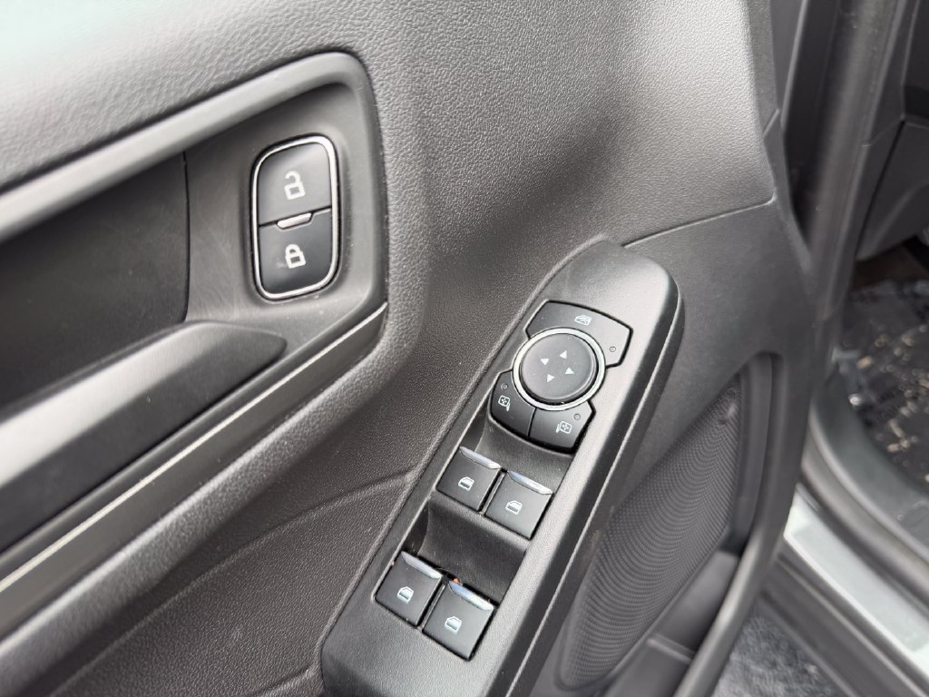 Used 2023 Ford Escape Active w/ Tech Pack #1 AWD/4WD image 16