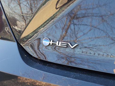 Certified 2025 Toyota Camry LE image 31