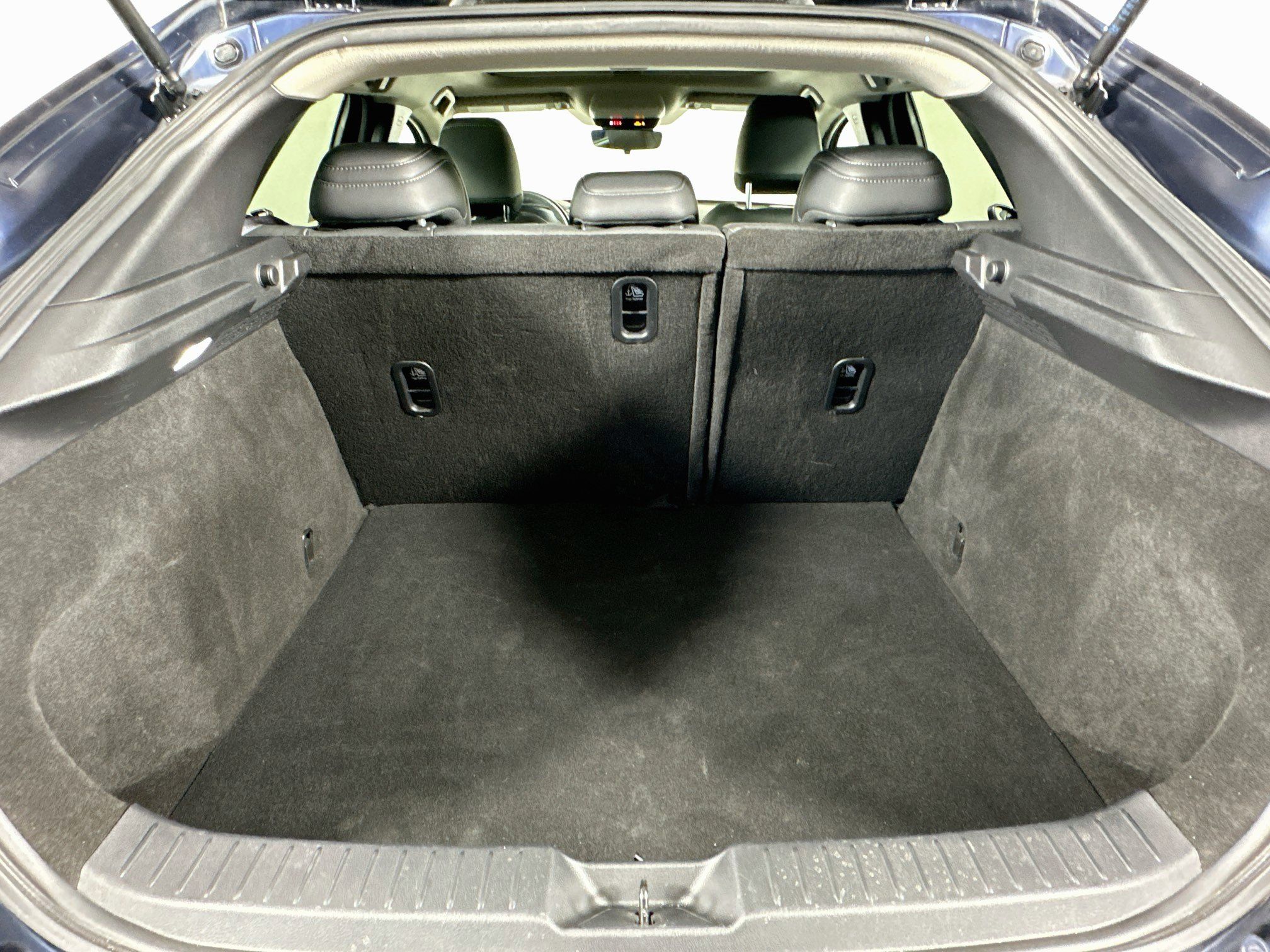Used 2024 MAZDA CX-30 AWD 2.5 S w/ Preferred Package image 28