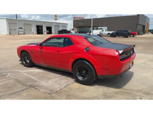 Used 2023 Dodge Challenger SRT Hellcat Redeye RWD image 6