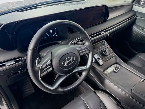 Used 2023 Hyundai Palisade Limited w/ Cargo Package image 14