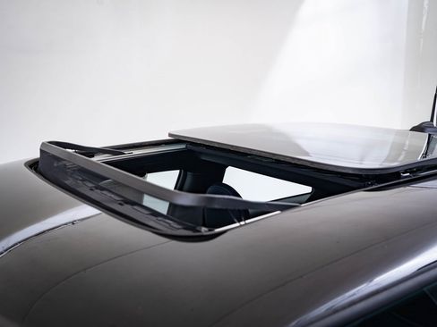 Certified 2025 MINI Cooper S image 18