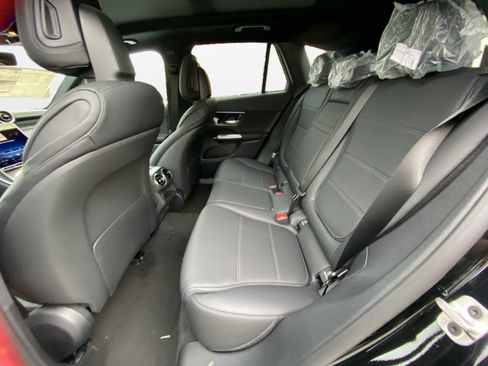 New 2026 Mercedes-Benz GLC 300 4MATIC image 13
