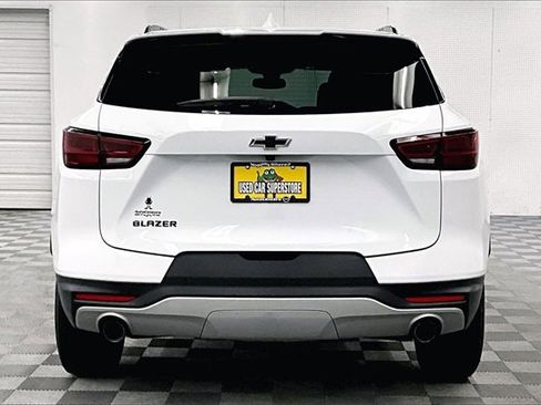 Used 2024 Chevrolet Blazer LT w/ Convenience Package image 4