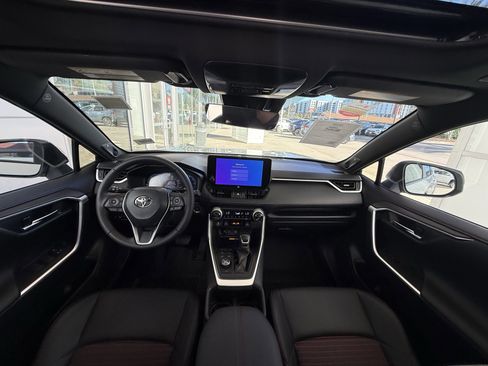 Certified 2025 Toyota RAV4 XSE image 6