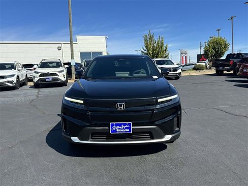 Certified 2024 Honda Prologue EX image 2