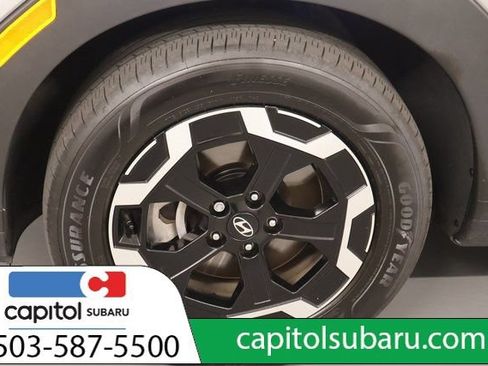 Used 2024 Hyundai Santa Fe SEL AWD/4WD image 9