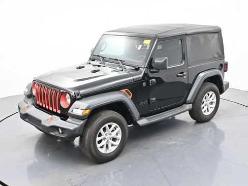 Used 2023 Jeep Wrangler Sport S image 16