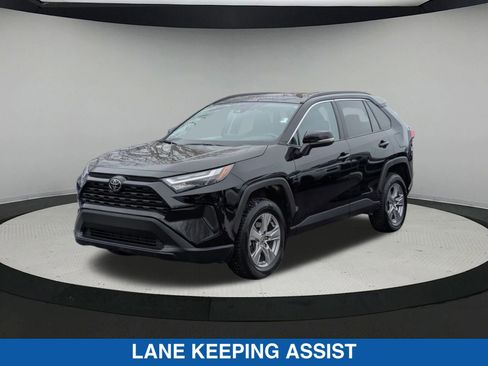 Used 2024 Toyota RAV4 XLE w/ Convenience Package image 8