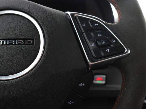 Used 2018 Chevrolet Camaro ZL1 RWD image 13