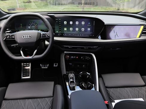 New 2026 Audi SQ5 Prestige AWD/4WD image 28