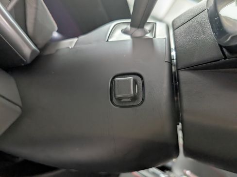 Used 2023 Chevrolet Corvette Stingray Premium Cpe w/ 3LT image 17