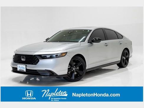 Used 2024 Honda Accord Sport image 1