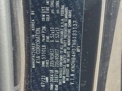 Used 2022 Kia Carnival LX