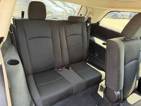 Used 2018 Dodge Journey SE w/ Connectivity Group FWD image 12