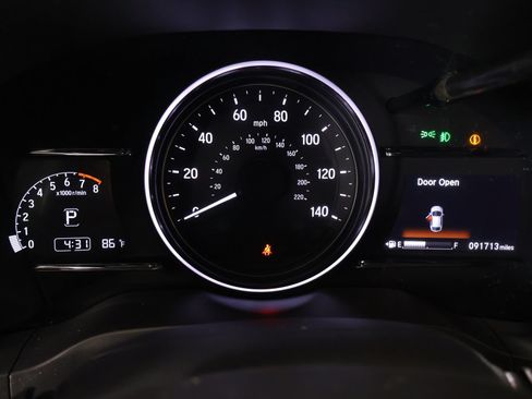 Used 2021 Honda HR-V EX image 4