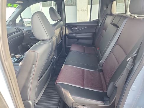 Used 2023 Honda Ridgeline Black Edition image 31