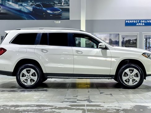 Used 2017 Mercedes-Benz GLS 450 4MATIC w/ Premium Package image 7