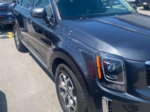 Used 2022 Kia Telluride EX AWD/4WD image 2