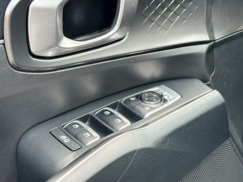 Used 2023 Kia Sorento EX AWD/4WD image 8
