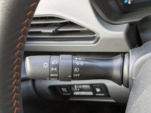 New 2026 Subaru Crosstrek 2.5i Limited w/ Crosstrek Mirror Package AWD/4WD image 29