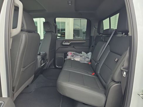 New 2026 GMC Sierra 3500 SLT w/ SLT Premium Package AWD/4WD image 15