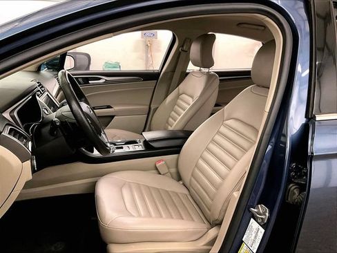 Used 2019 Ford Fusion SEL FWD image 24