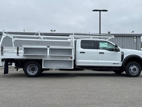 New 2025 Ford F550 4x4 Crew Cab Super Duty image 2