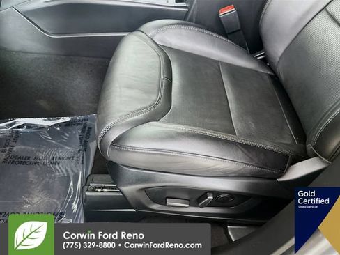 Used 2024 Ford Explorer Platinum w/ Technology Package AWD/4WD image 24