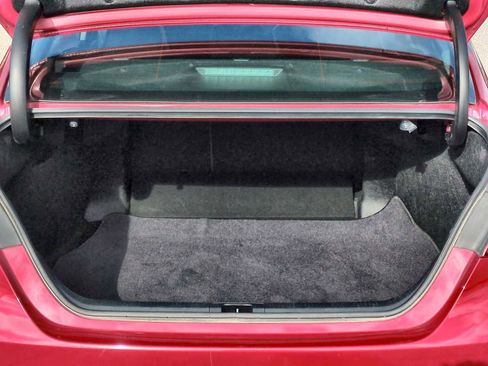 Used 2024 Toyota Camry SE image 24