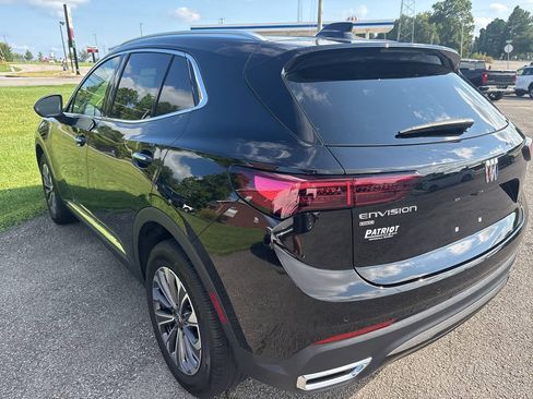 Used 2024 Buick Envision Preferred AWD/4WD image 10