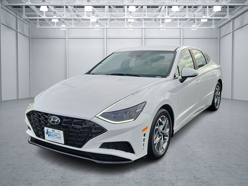Certified 2023 Hyundai Sonata SEL FWD image 1