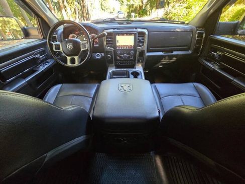 Used 2018 RAM 2500 Laramie w/ Sport Appearance Group AWD/4WD image 13