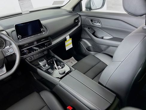 New 2026 Nissan Rogue SV w/ SV Premium Package image 21