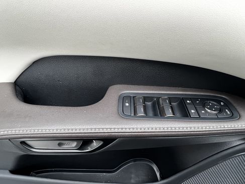 Used 2023 Lexus RX 350 w/ Cold Area Package image 14