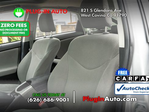 Used 2012 Toyota Prius Three w/ Solar Roof Pkg FWD image 6