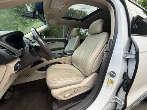 Used 2016 Lincoln MKX Reserve w/ Climate Package AWD/4WD image 19