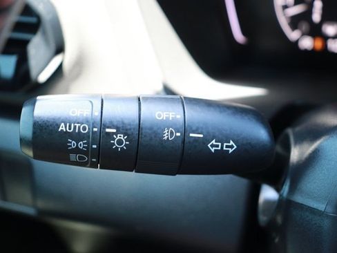 Certified 2025 Honda Pilot Sport image 28