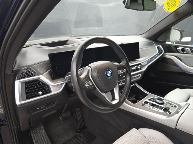 Used 2024 BMW X5 xDrive50e w/ Executive Package AWD/4WD image 14