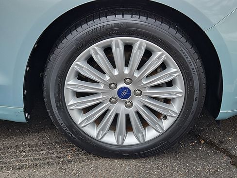 Used 2013 Ford Fusion SE image 8