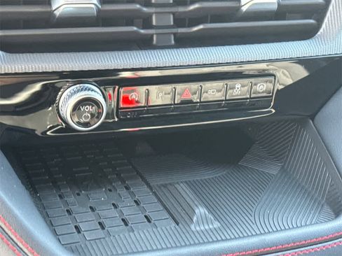 New 2025 Ford Explorer ST-Line w/ Premium Package image 31