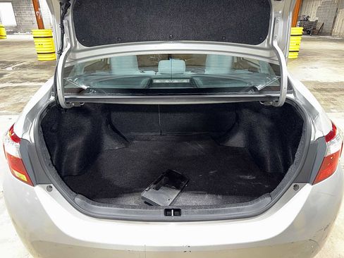 Used 2016 Toyota Corolla L image 11