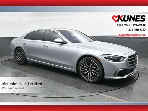 Used 2022 Mercedes-Benz S 580 4MATIC Sedan image 1
