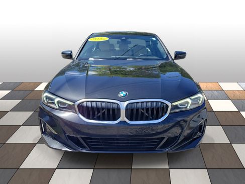 Used 2025 BMW 330i Sedan w/ Convenience Package image 2