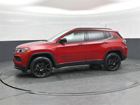 New 2026 Jeep Compass Latitude image 7